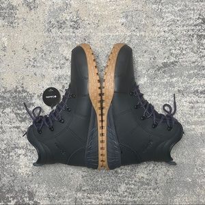 Columbia Fairbanks Rover Boots - Size 10